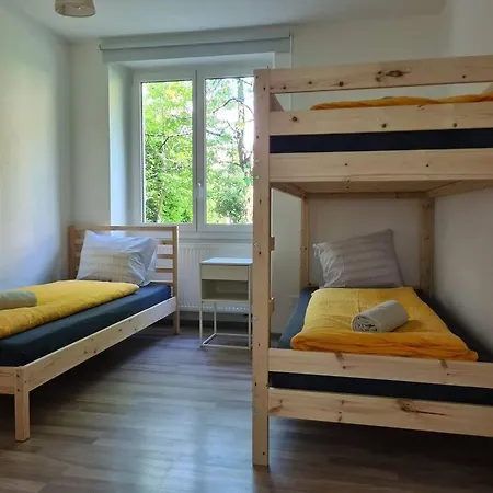 Gartenwohnung Im Zentrum Von Vira/gamborogno Appartement