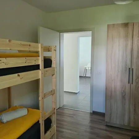 דירה Gartenwohnung Im Zentrum Von Vira/gamborogno Gambarogno