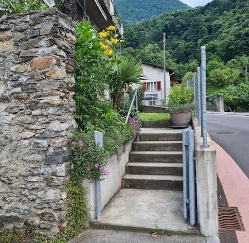 Apartment Gartenwohnung Im Zentrum Von Vira/gamborogno *